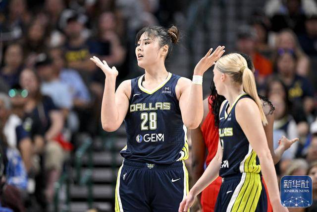 篮球丨WNBA：李月汝所在的达拉斯飞翼队不敌印第安纳狂热队