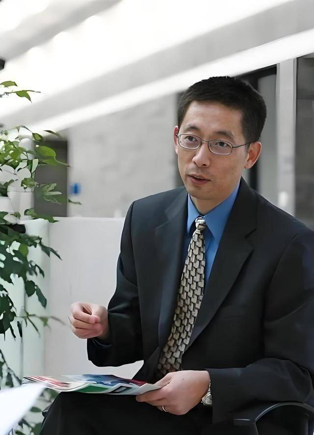 原创             7年前，施一公砸200亿建西湖大学，放话15年比肩清华，如今咋样