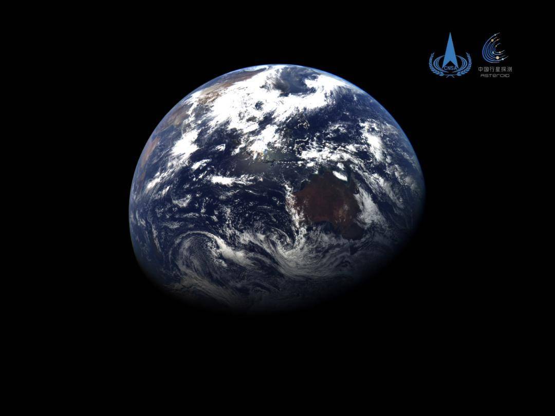 快来看！天问二号探测器拍摄的地月影像图发布