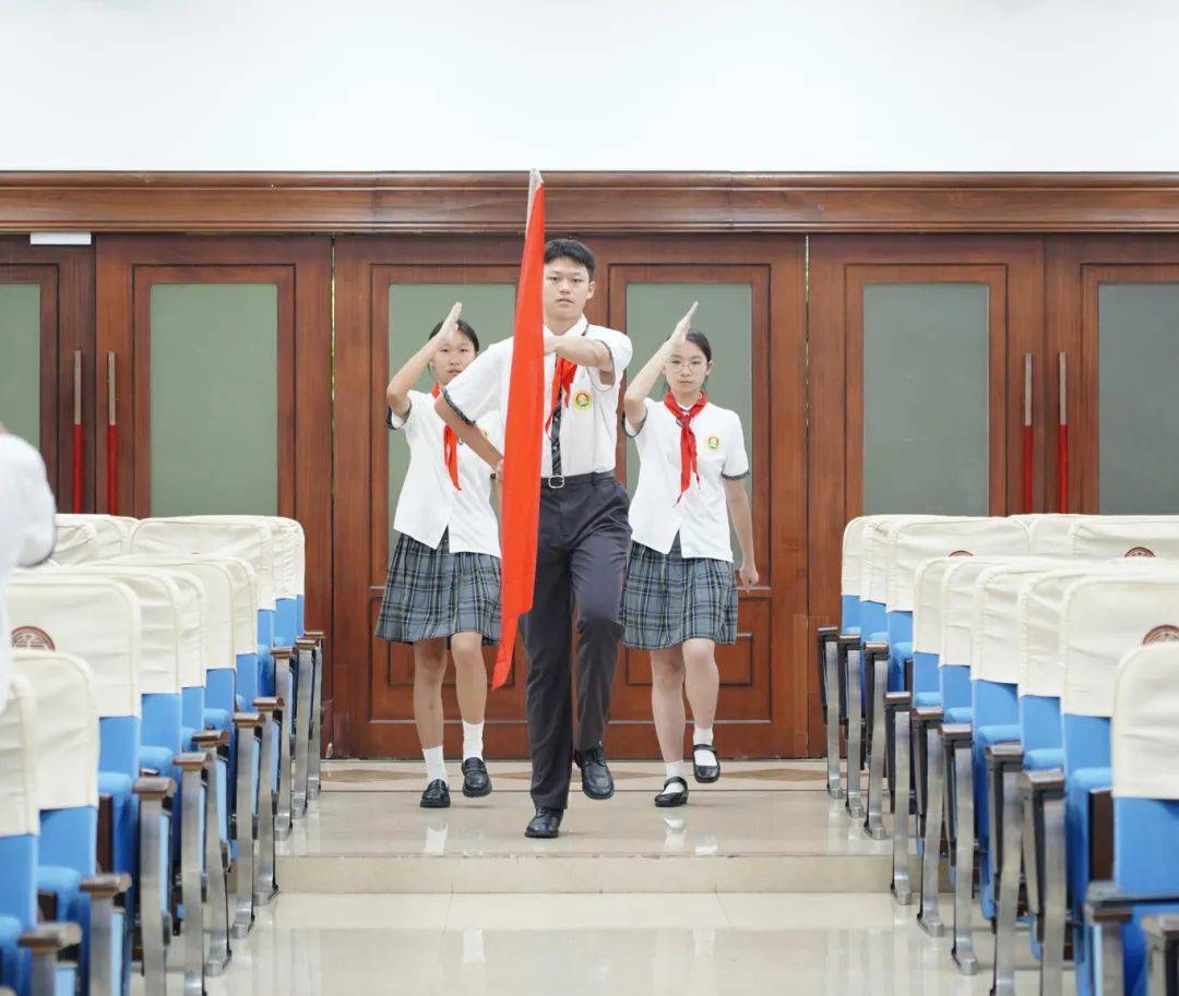 青春心向党,奋斗正当时