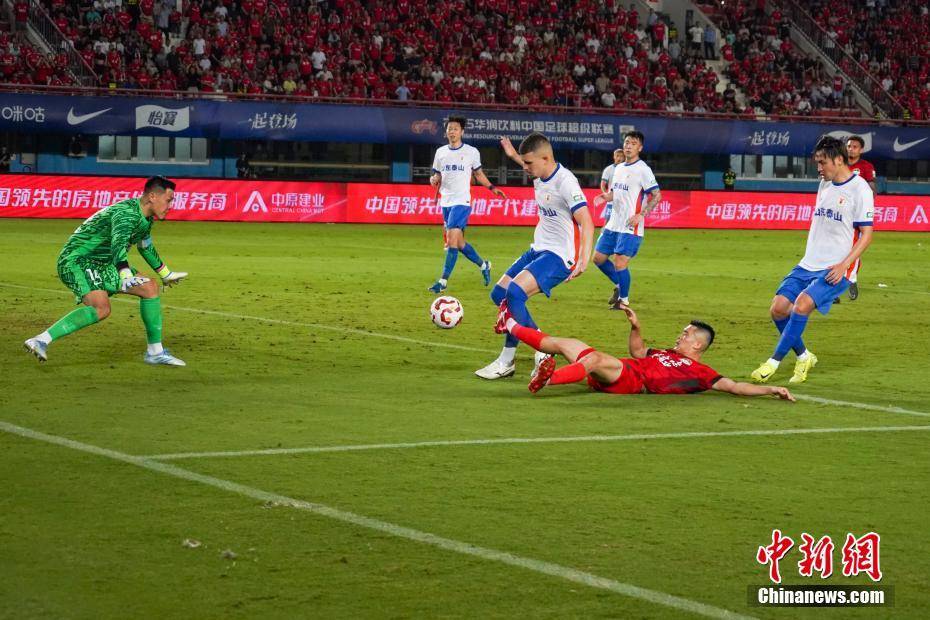2025中超联赛：河南俱乐部酒祖杜康队2比2战平山东泰山队