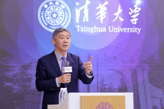 李稻葵：关注房地产市场和金融市场，这一轮调整号角将从这里吹起