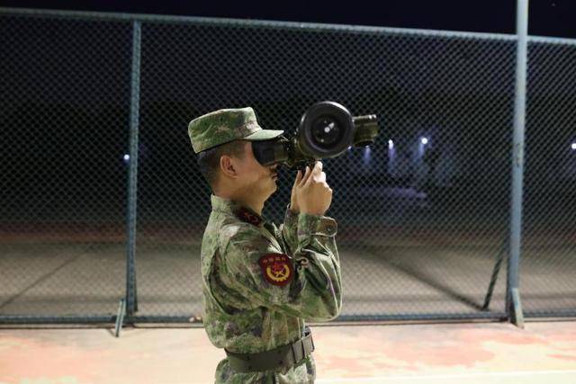 重生之随身庄园:夏日炎炎砺精兵，多地组织民兵开展基地化训练
