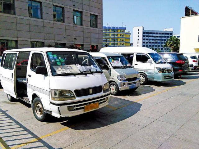 重生之许你以爱:女子转院，在“黑救护车”上死亡