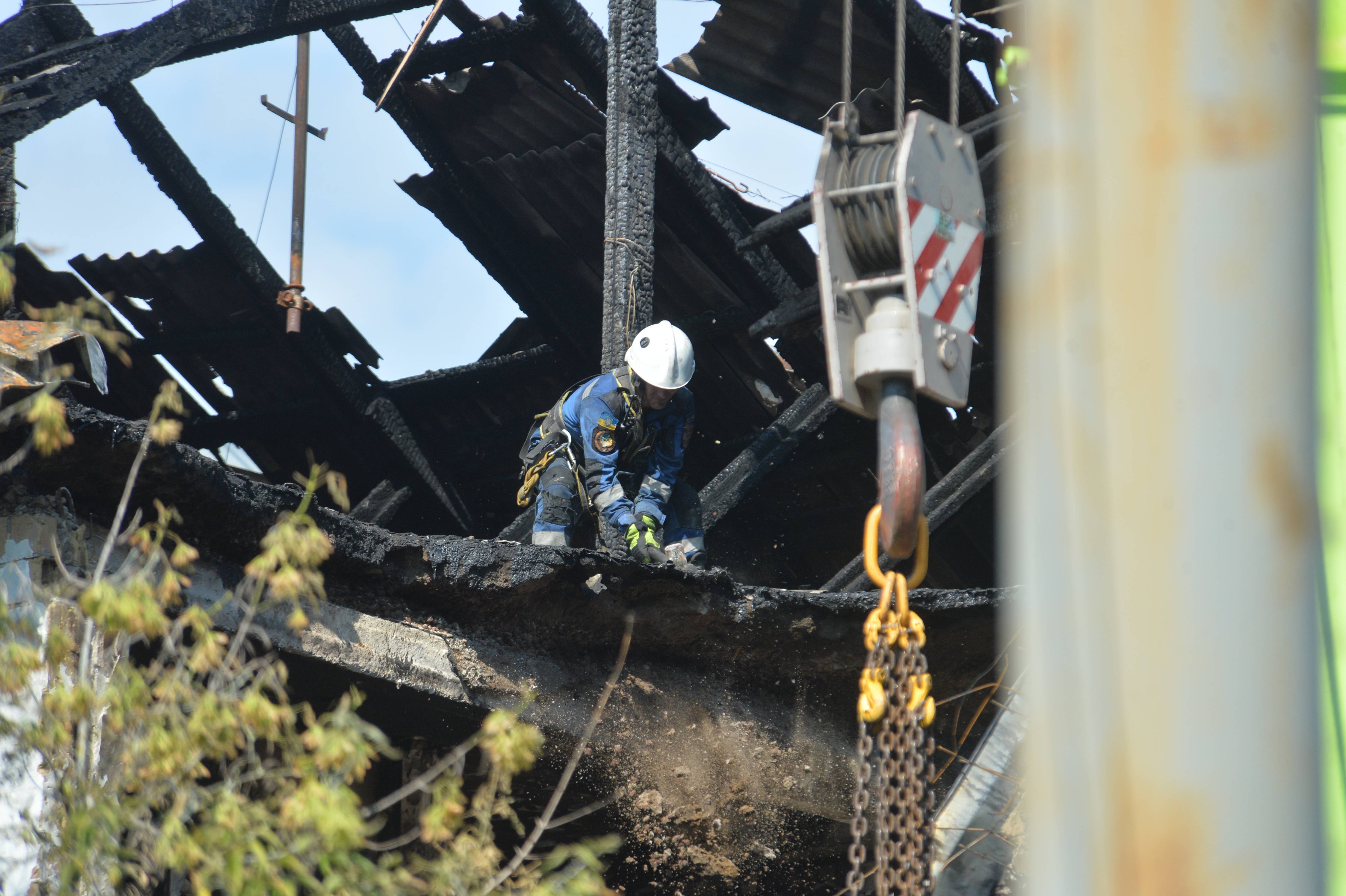 乌克兰首都再遭大规模空袭 泽连斯基呼吁增加对乌军援 乌克兰首都再遭大规模空袭 泽连斯基呼吁增加对乌军援