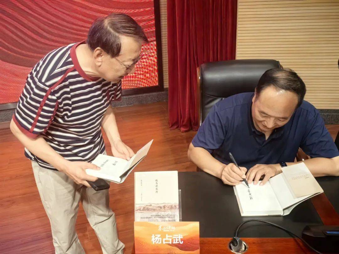 塞上讲坛开讲散文创作之"根":杨占武阐释地方故事的文化力量