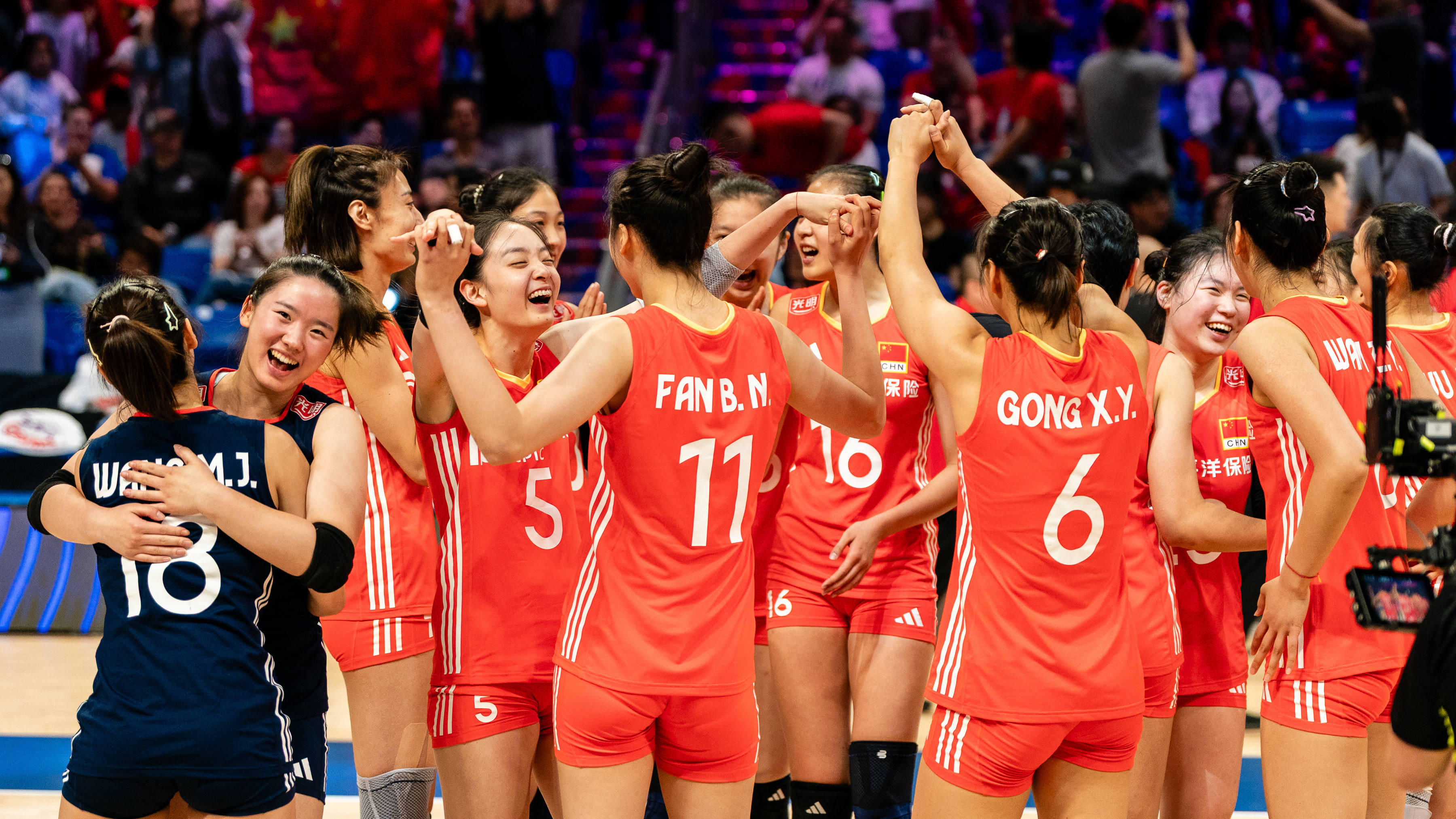 世界杯女 排比赛精 彩纷呈相关图片4