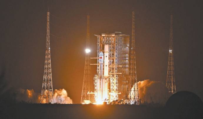 天舟九号货运飞船成功对接中国空间站，6.5吨物资送达太空