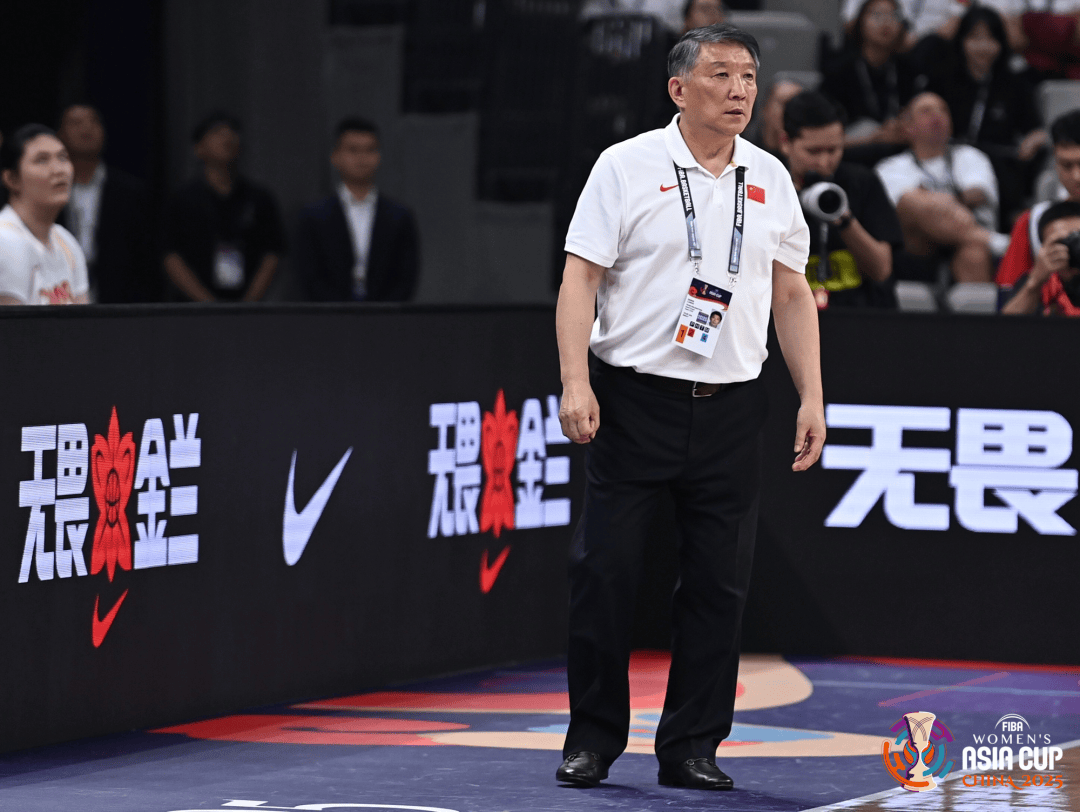 中国女篮主教练宫鲁鸣强硬回应日本队挑战：实力决定胜负