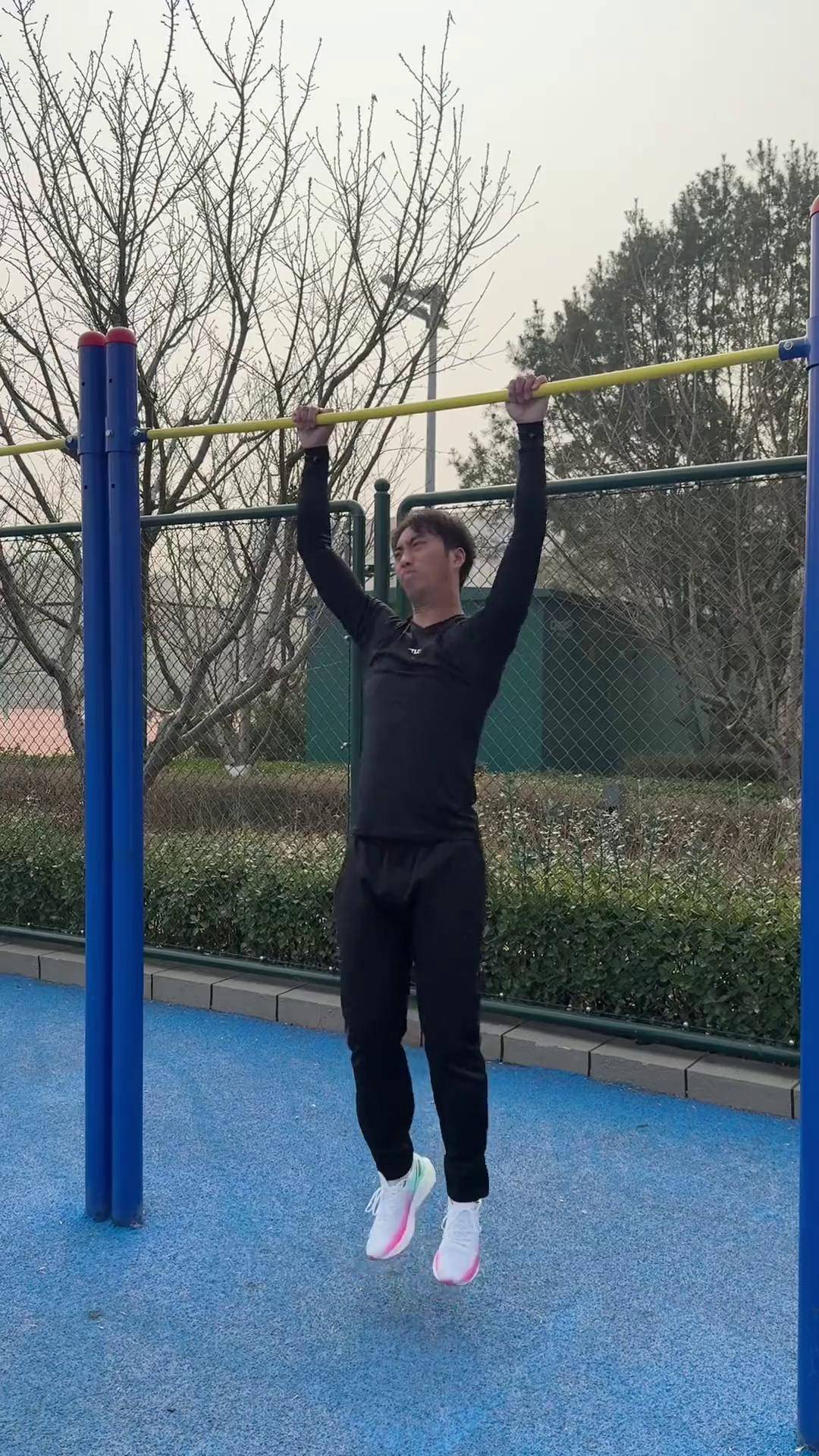 中考体测快到了引体向上你能做几个了 体测 中考体育 引体向上