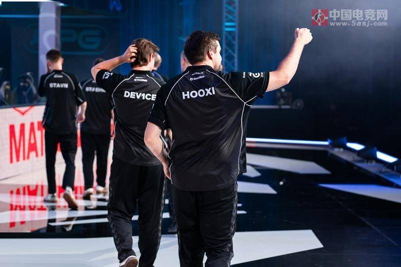 HooXi專訪：從G2棄將到丹麥救世主，激活全新Astralis重返巔峰 