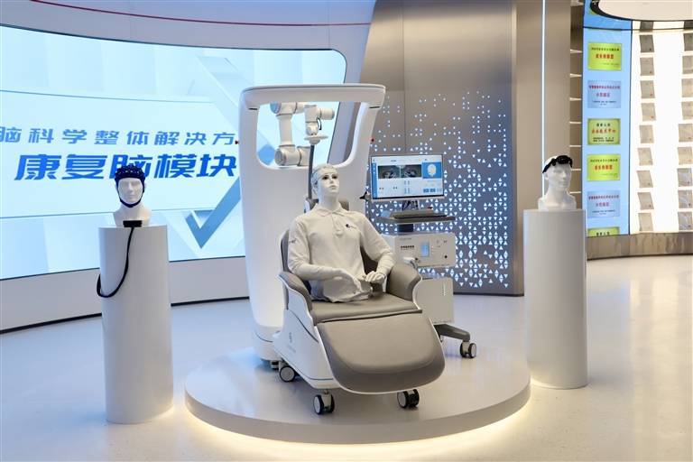 河南AI战场：甲骨文大模型 算力独角兽 脑机接口