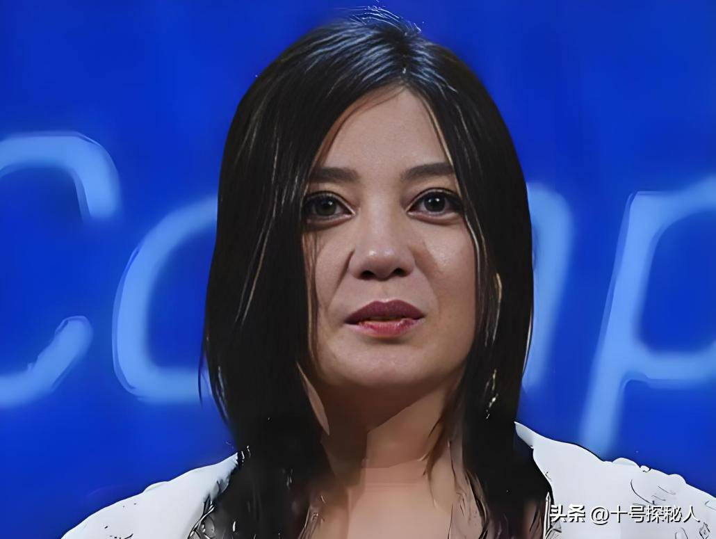 拔出萝卜带出泥!49岁赵薇近况被曝,原来圈内封杀仅是冰山一角
