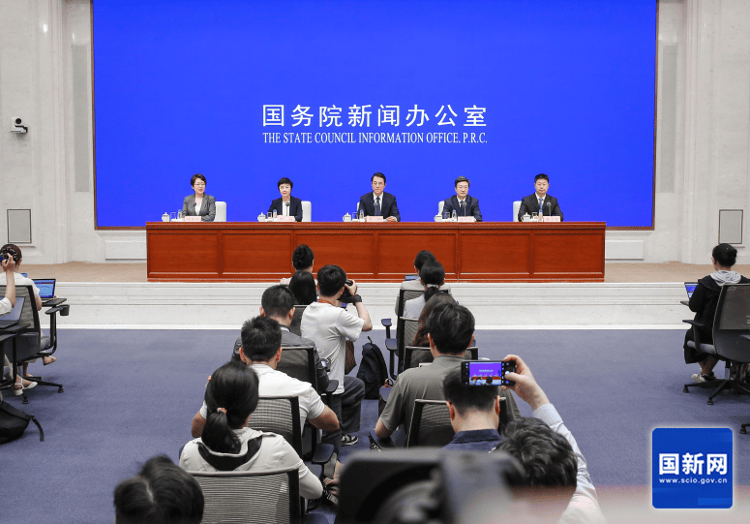 2024年基本医保基金支出2.98万亿元 患者个人负担同比下降约5%_结算_改革_李滔