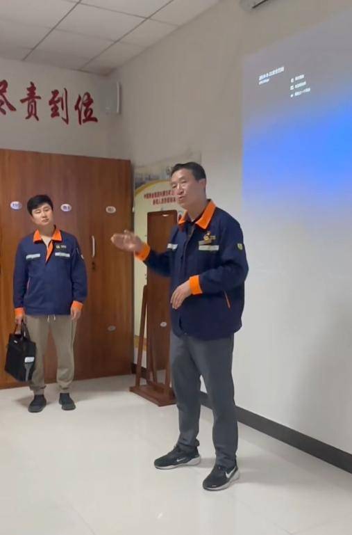 中国黄金内蒙古矿业公司副总经理：目前在组织善后事宜，调查组明日进驻企业