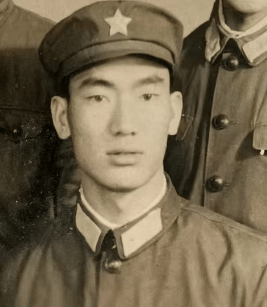 一家三代从军路 一脉相承护国情——从抗美援朝战士到新时代国防白衣卫士的忠诚接力