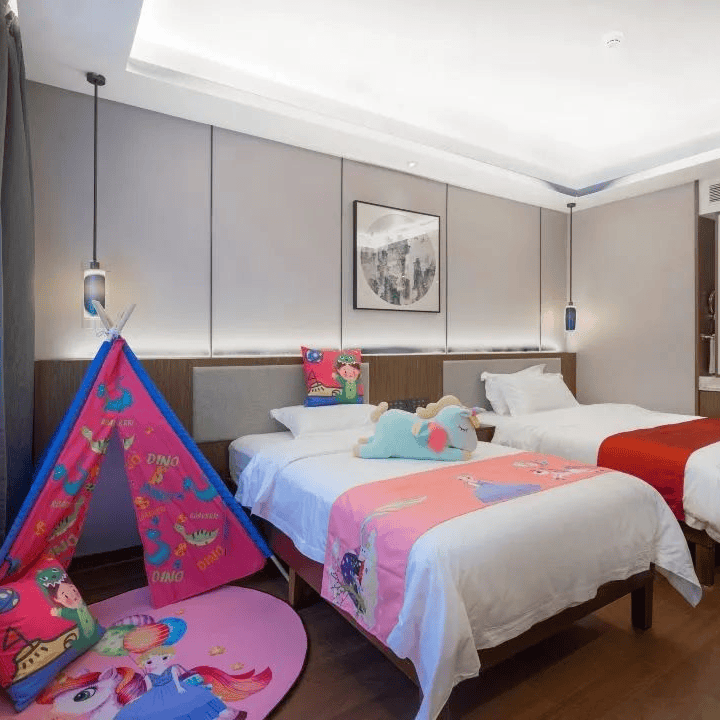 剑门山下,古城深处