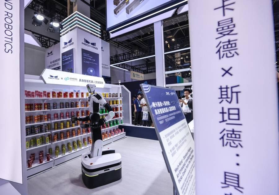 老外直呼“想带一个回家”！机器人按摩师因人施策手法专业