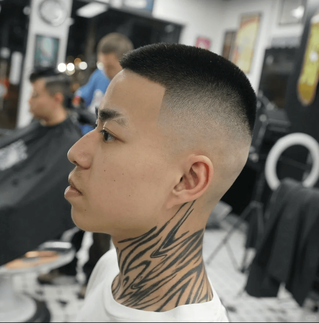 男人都该剪的"寸头"发型,谁剪谁霸气