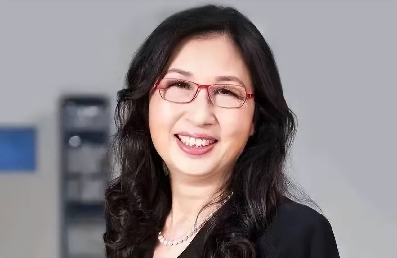 原创             华为能有今天，全靠这位救命恩人，4救华为，任正非都礼让三分