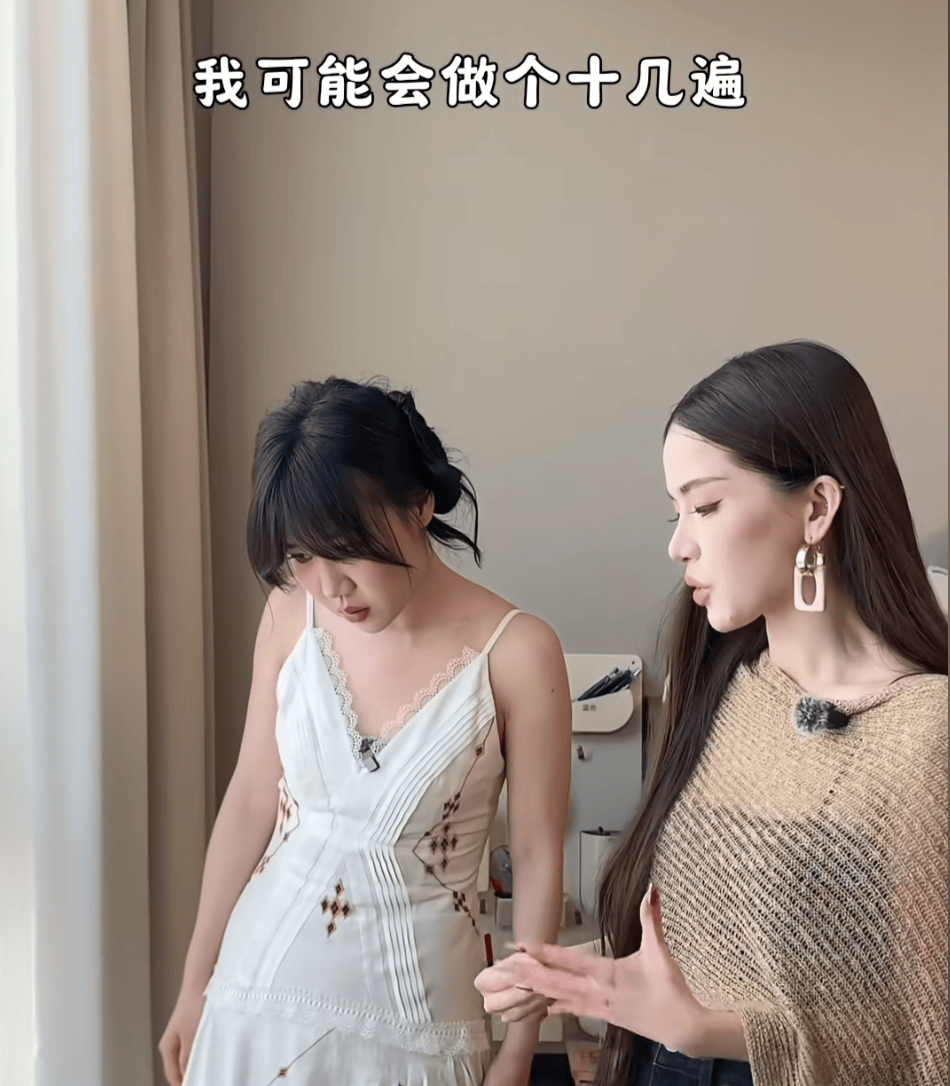 图片[21]-百万粉丝网红“迅猛龙特蕾莎”正式入学复旦，直言“不想跟同学社交，占用休息时间” -华闻时空