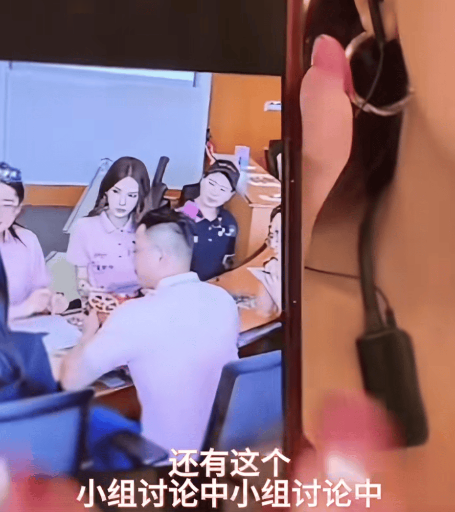 图片[7]-百万粉丝网红“迅猛龙特蕾莎”正式入学复旦，直言“不想跟同学社交，占用休息时间” -华闻时空