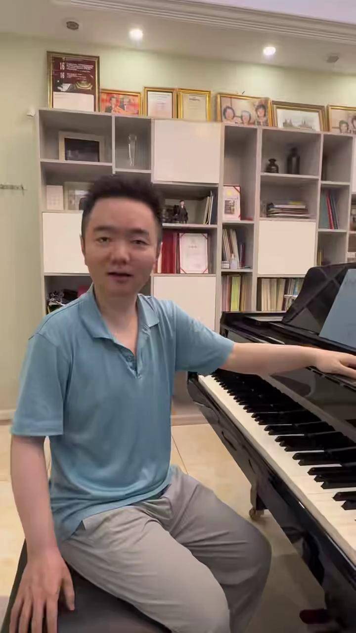 "沈文裕的钢琴故事"6月30日晚7:30直播间与你不见不散