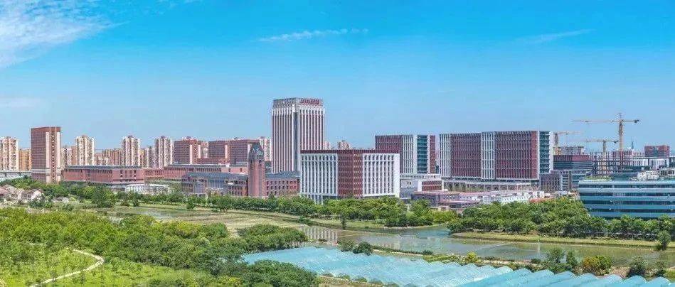 正式入驻周浦!上海交大新校区下月开学启用!最新内景详见→_浦东_医学_教学