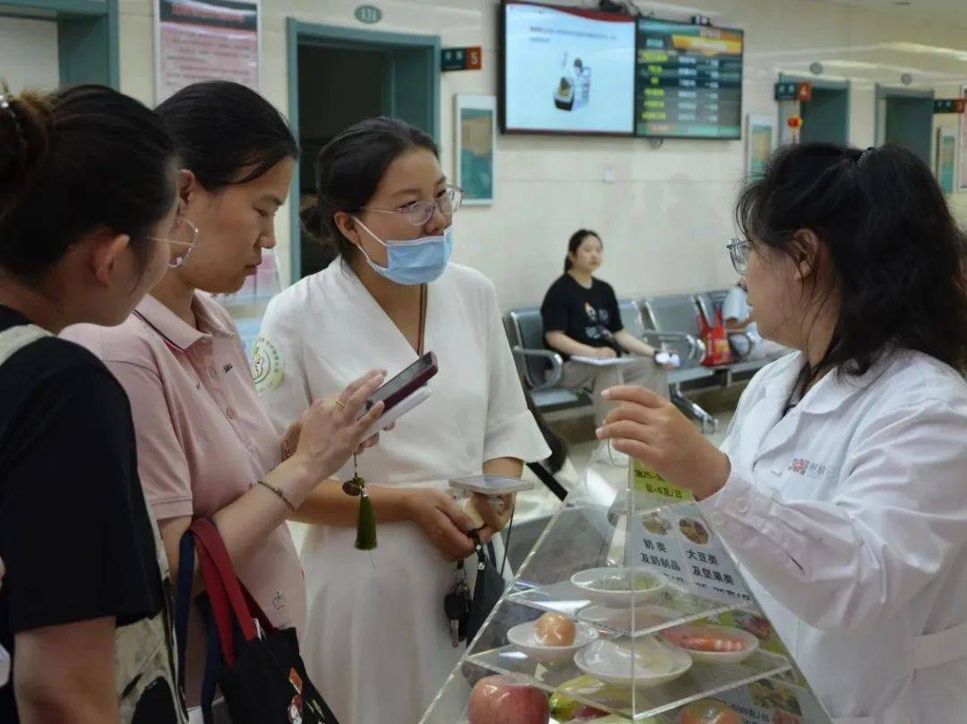 【世界母乳喂养周】妇产科举办“支持母乳喂养，呵护健康未来”主题宣教活动