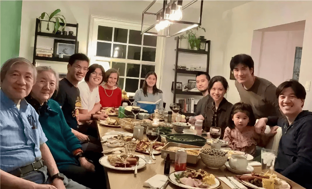 王力宏侄女照片罕见曝光，长相英气十足，眉眼和下巴都像他，实在太“俊”了