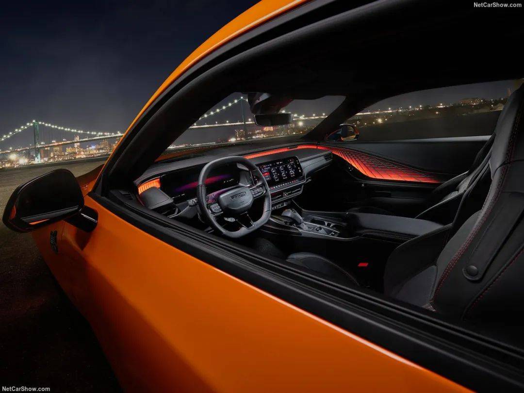 全新“技术流”四驱道奇Charger Scat Pack发布,双涡轮直六替代V8,信仰没了_搜狐汽车_搜狐网