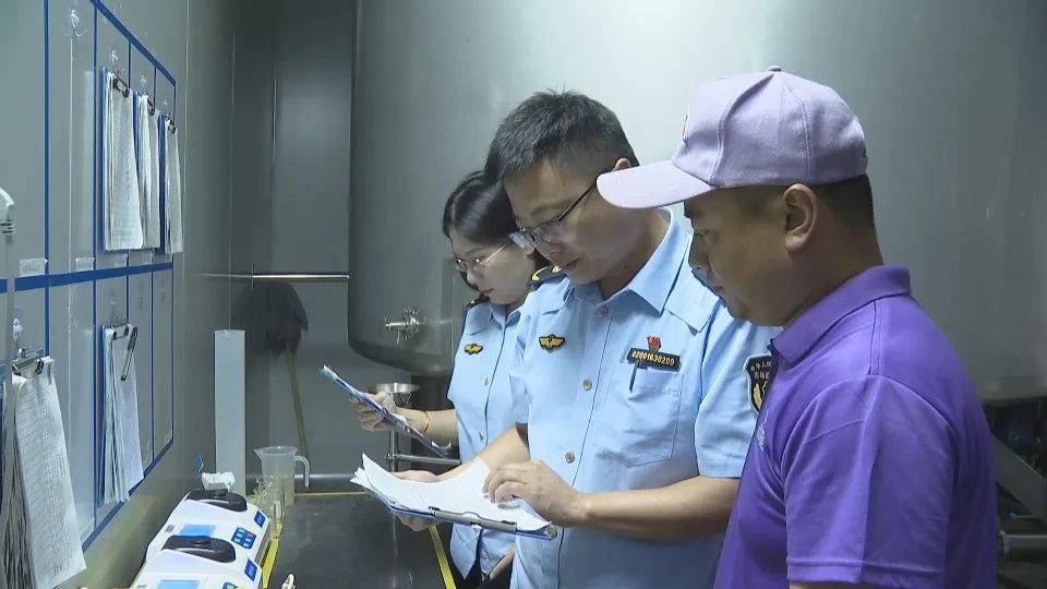 区市场监管局开展食品安全检查