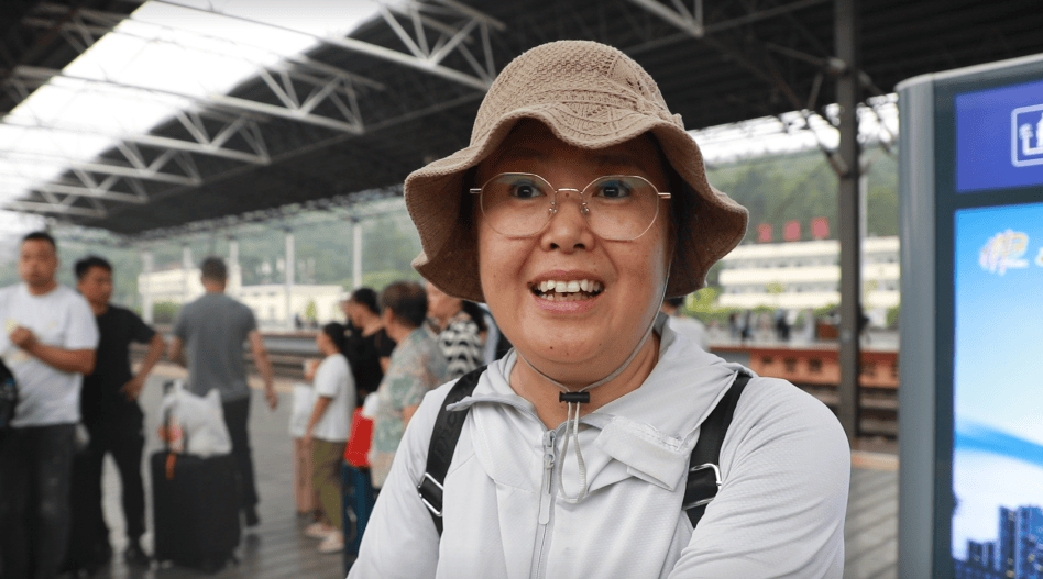 火车停运，我市高效转运554名旅客