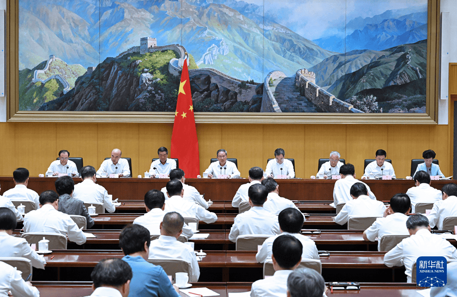 李强主持召开国务院第九次全体会议强调 巩固拓展经济回升向好势头 努力完成全年经济社会发展目标任务