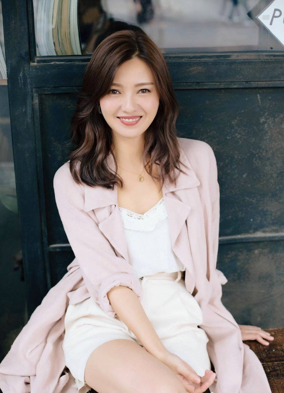 《猎狐》中的女配杨建秋43岁了?傅晶真是长了一张"会骗人"的脸