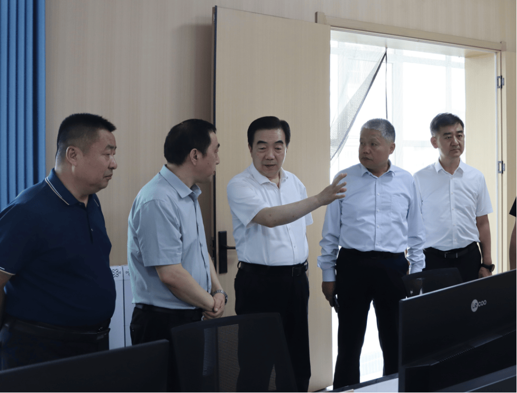 亢振峰检查安全生产及防汛应急工作