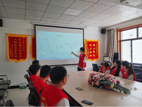 创造一条河，守护绿水青山