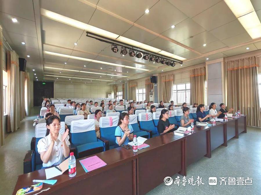 枣庄市第十五中学举行2025年新入职教师见面会举行