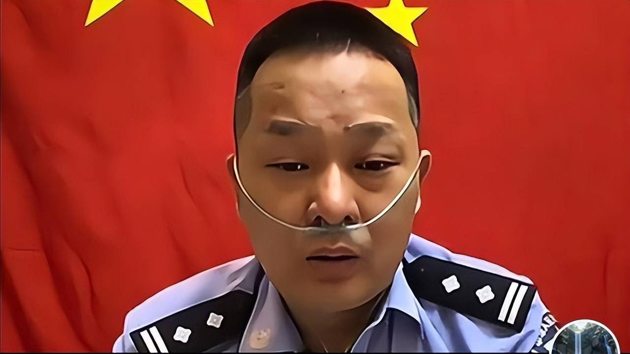 网红警察丁国庆因抗癌失败去世,生前花200多万,曾让妻子算清账