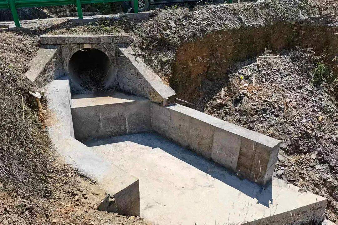 百色公路:以"疏"制"汛"筑坦途