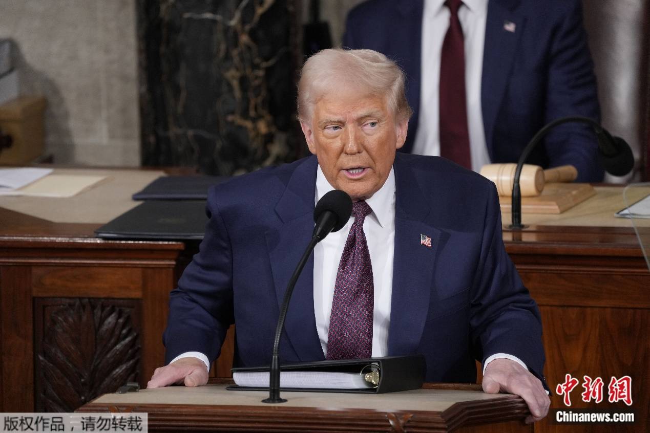 特朗普威胁起诉95岁富豪索罗斯，这位金融大鳄猛烈回击 -华闻时空