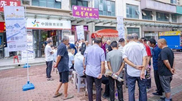 楚河汉界起风云，荥阳街头这场对弈藏着满城象棋魂