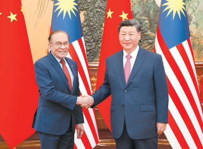 习近平分别会见出席纪念中国人民抗日战争暨世界反法西斯战争胜利80周年活动的部分国家领导人