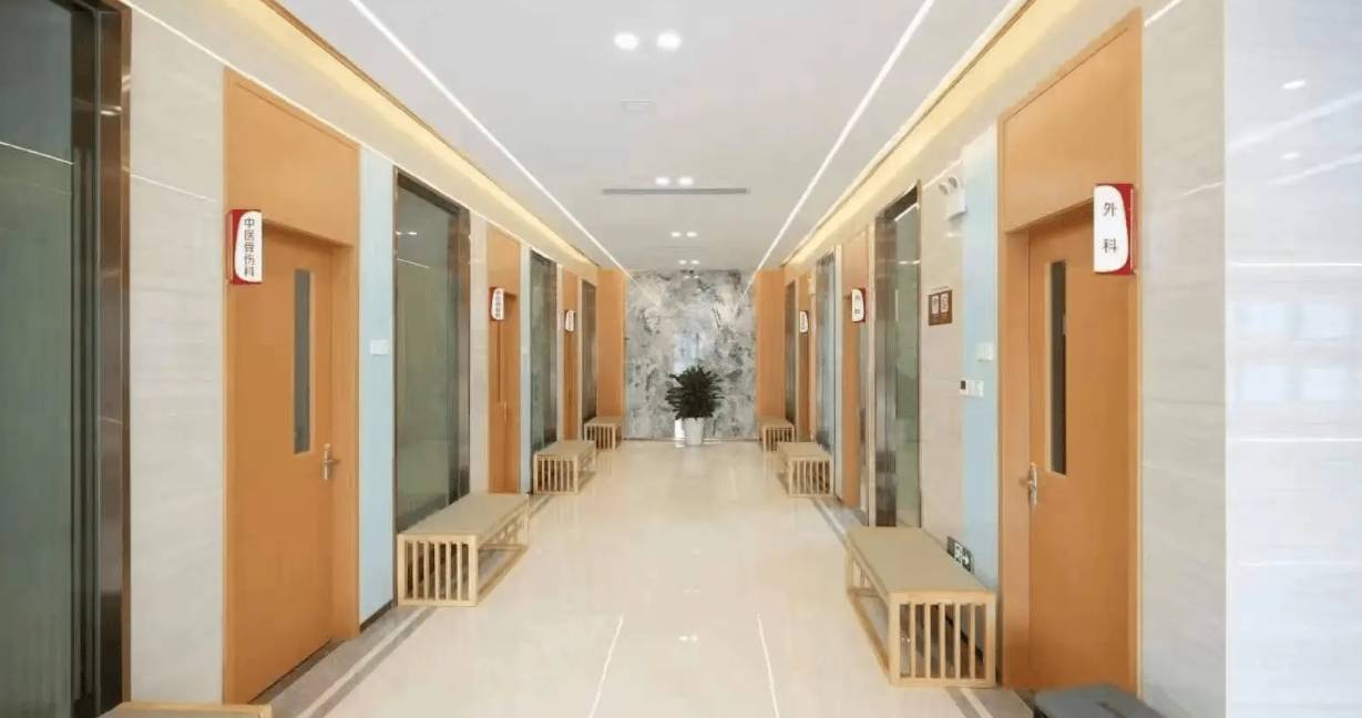 包含北京中医医院、房山区跑腿代挂专家号，预约成功再收费的词条