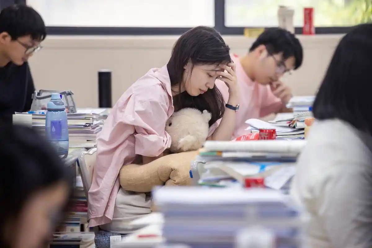 应用化学专业就业前景_应用化学专业就业方向_材料化学专业介绍