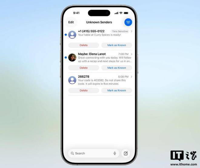 苹果 iOS 26 正式版推送：全新液态玻璃设计、AI 功能改进
