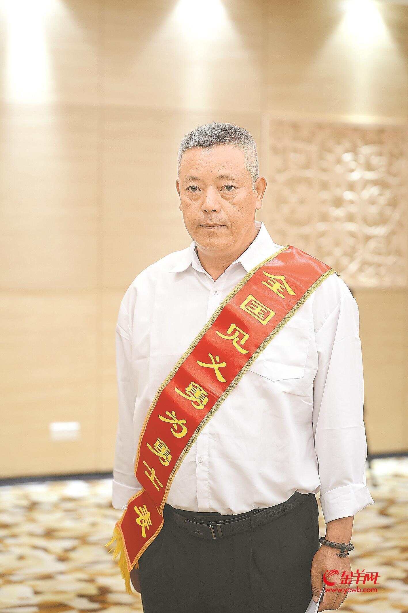 危机时刻他们挺身而出