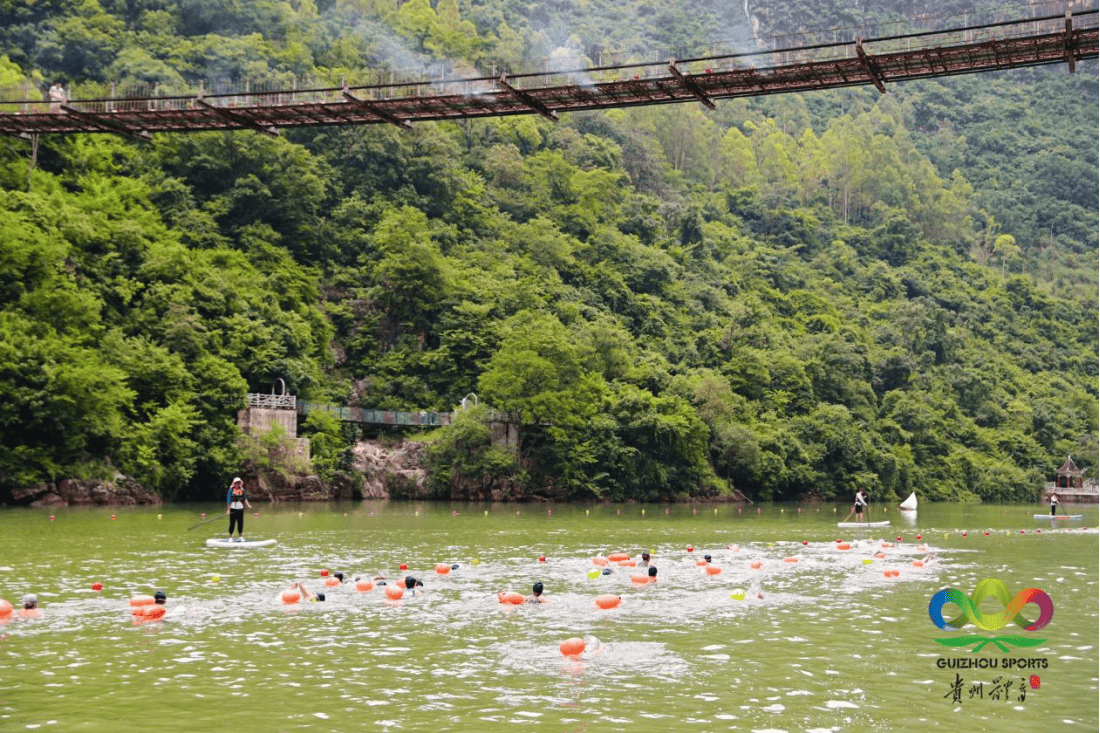 “云端”赛场竞风采 首届世界第一高桥铁人三项国际挑战赛圆满落幕