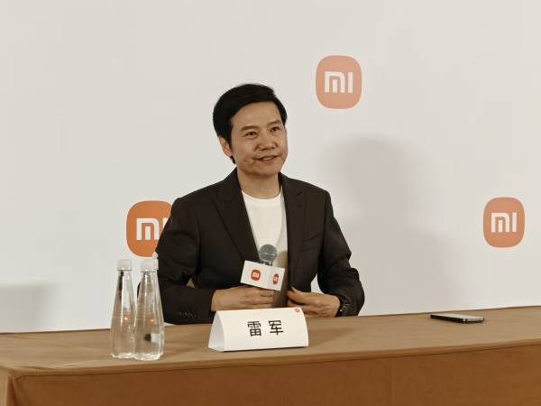 雷军：不少人有偏见，固执地认为小米没啥技术、就是组装厂