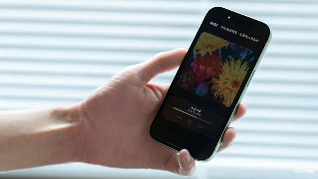 全面测完iPhone 17系列，苹果真让我觉得有点陌生。。。
